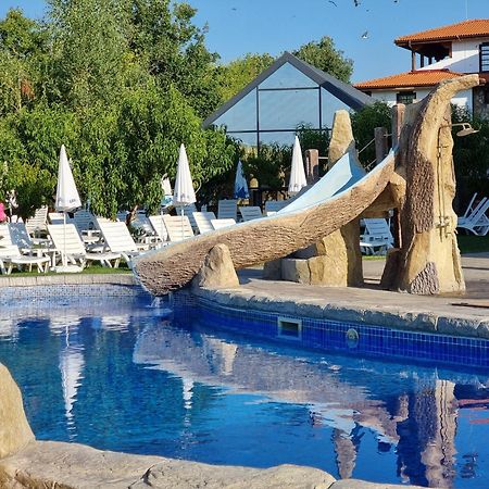 Wine & Spa Complex Starosel Buitenkant foto