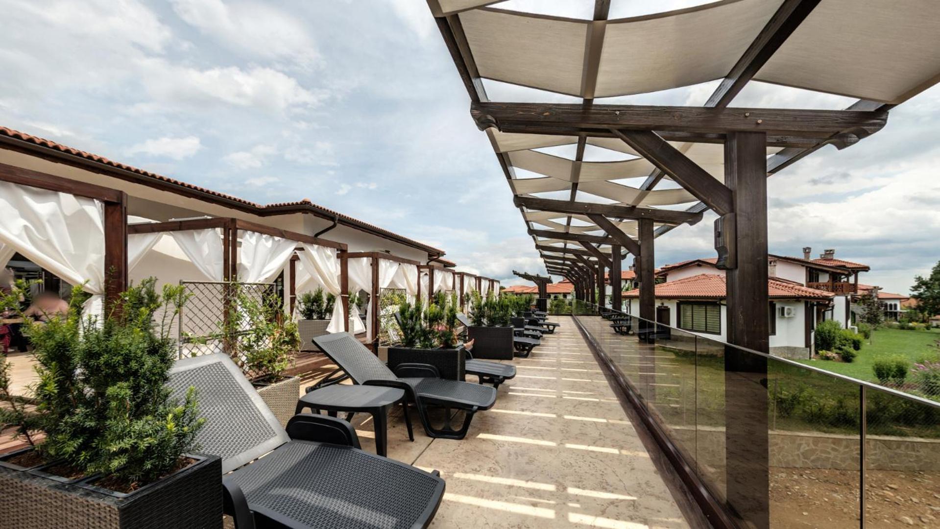 Wine & Spa Complex Starosel Buitenkant foto