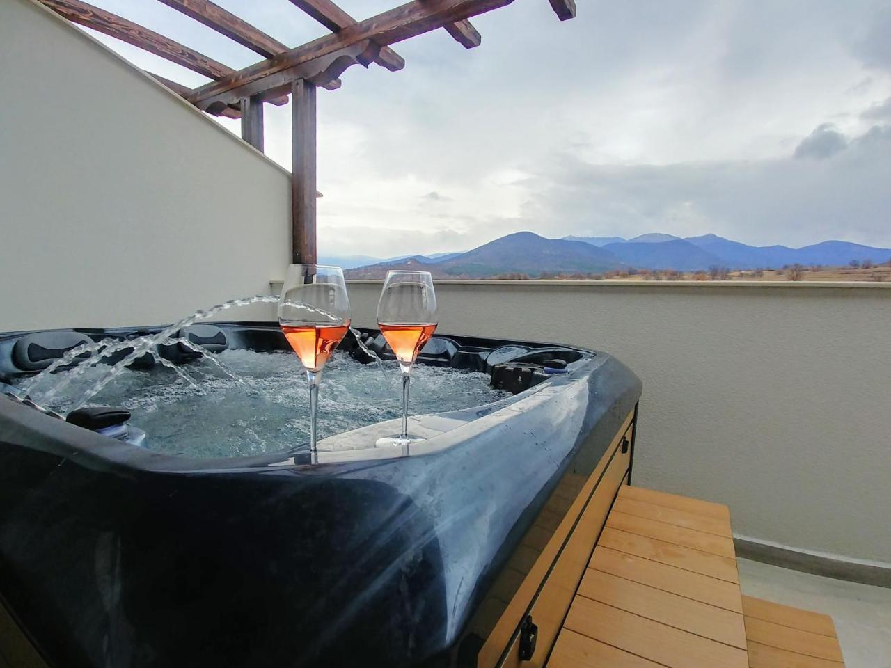 Wine & Spa Complex Starosel Buitenkant foto
