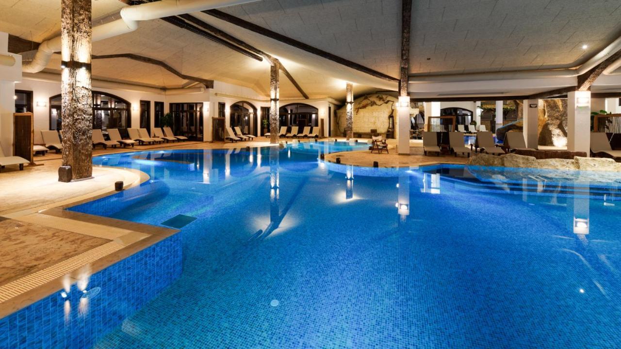 Wine & Spa Complex Starosel Buitenkant foto