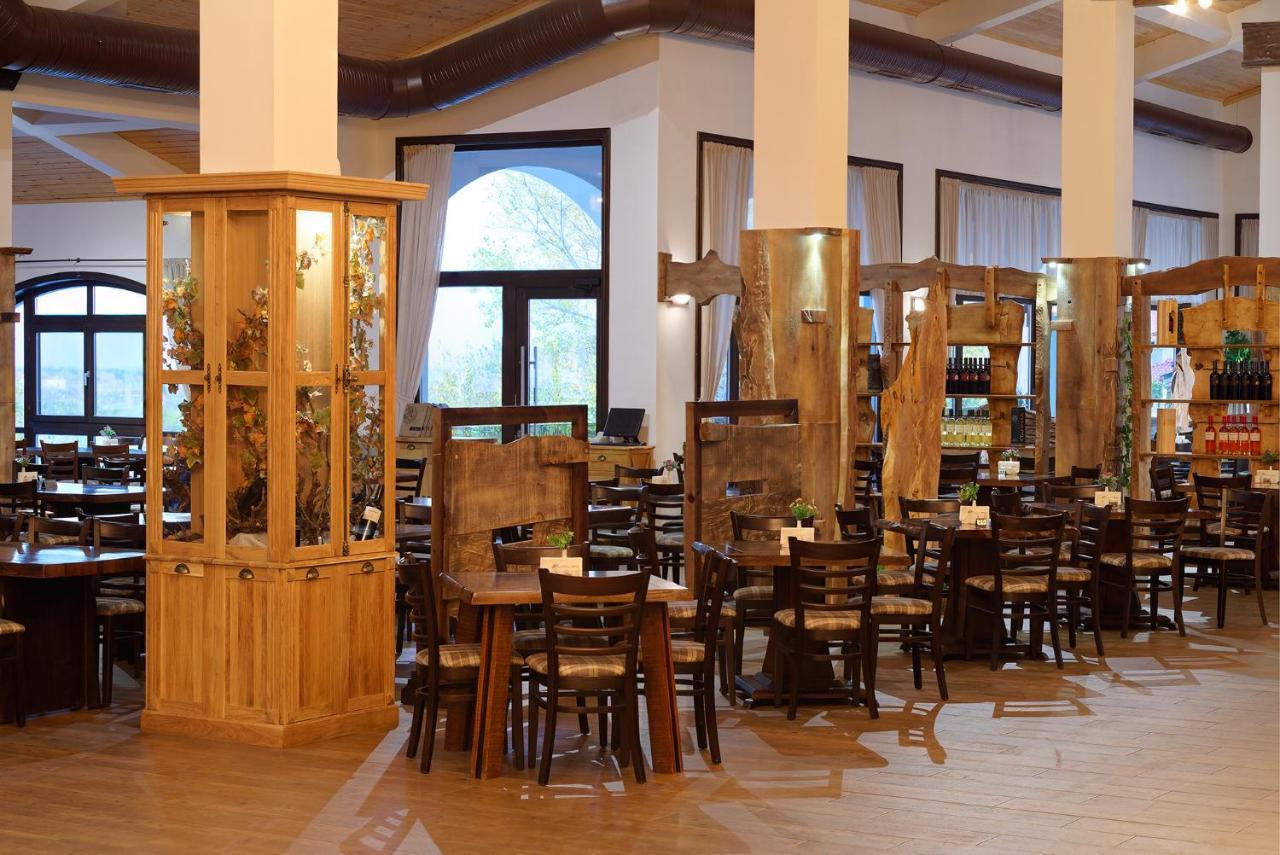 Wine & Spa Complex Starosel Buitenkant foto